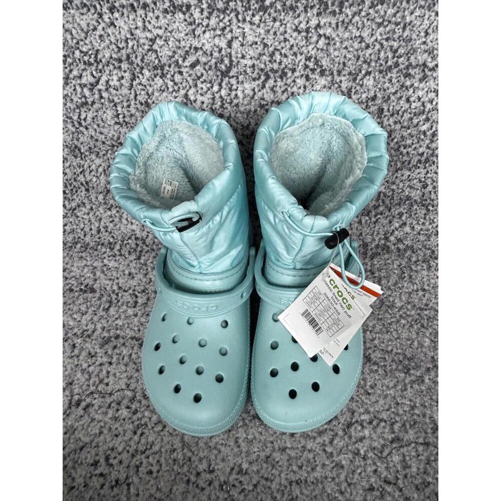 Crocs Classic Lined Neo Puff Boot Ballerina Light Blue 206630-4SS Men 7 /Women 9